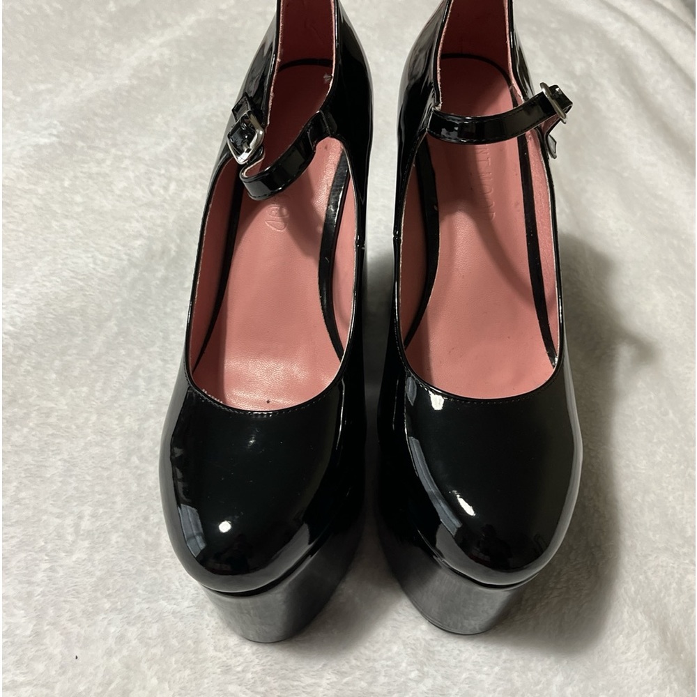 Dollskill Platforms - image 1